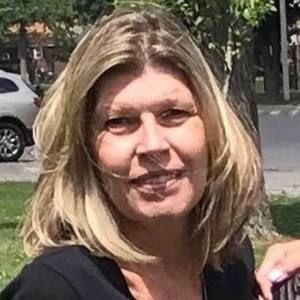 Meet your Posher, Deborah